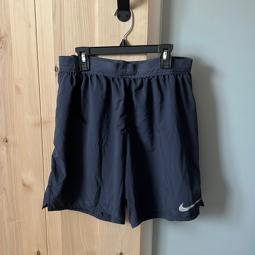Nike dry fit  Running shorts (M)